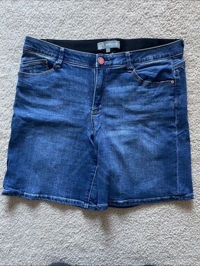 Wit & Wisdom Indigo Blue Stretch High Rise Shorts, Size 14
